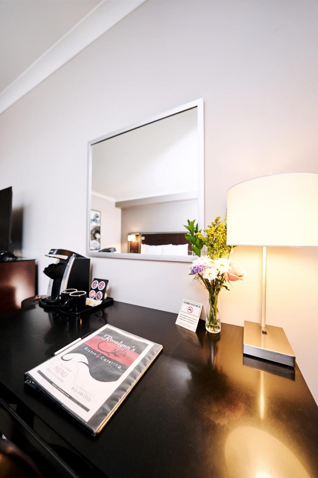 Riverrock Inn Rockland Екстер'єр фото